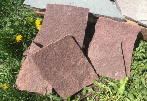 Плитняк лемезит бордовый для цоколя 1,5-2 см купить в Пензе