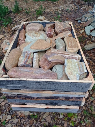 Златолит жёлтый, жёлто-зелёный глыбки и валуны для ланшафтного дизайна купить в Пензе