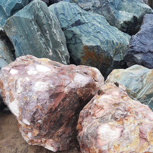 Ландшафтные глыбы красно-фиолетовые 200-1000 килограмм купить в Пензе