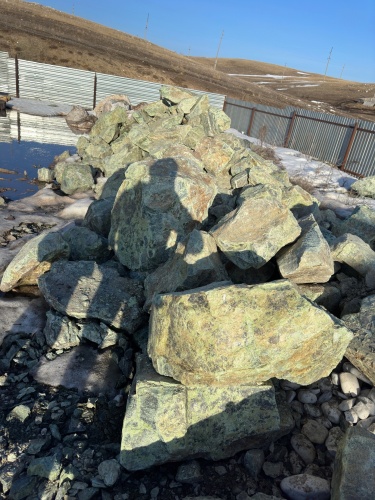 Камни для ландшафтного дизайна зелёные 10-60 килограмм купить в Пензе