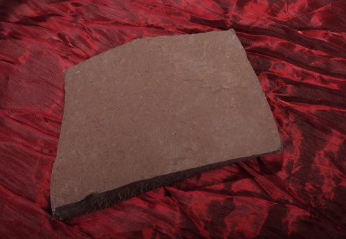 Плитняк лемезит бордовый для цоколя 1,5-2 см купить в Пензе