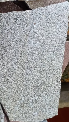 Плитняк златолит серебристый для цоколя, отмостки купить в Пензе