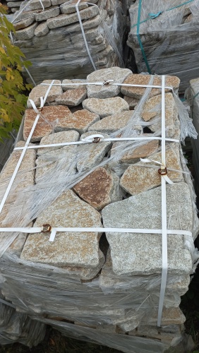 Плитняк галтованный гранитный для ландшафтного дизайна купить в Пензе