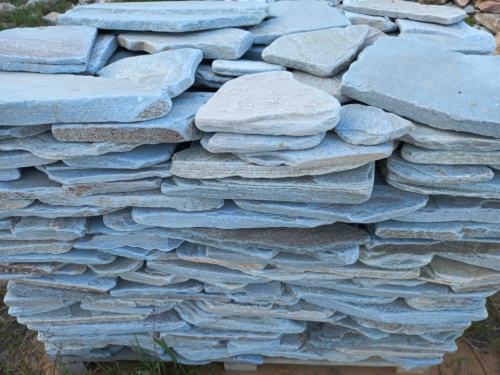 Плитняк златолит зелёный галтованный для цоколя купить в Пензе