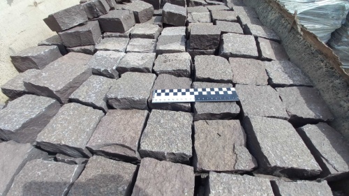 Лемезит колотая брусчатка 10 * 10 см. для парковки купить в Пензе
